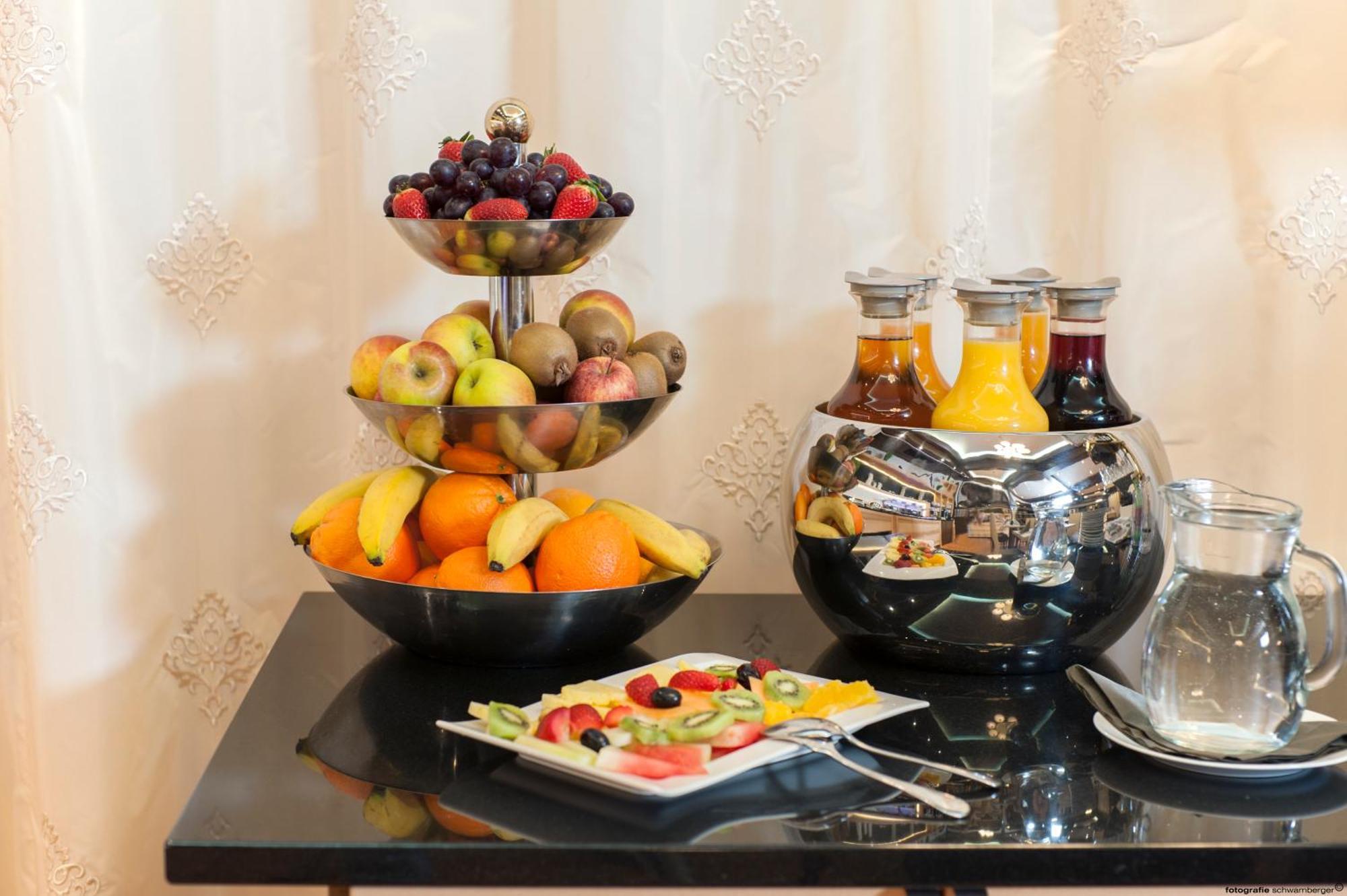 Hotel Weinberg Gmbh Preising 外观 照片